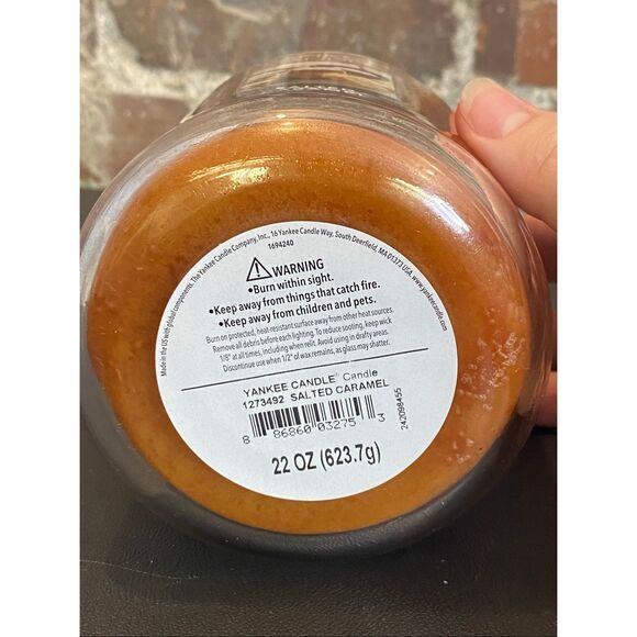 YANKEE CANDLE • Salted Caramel • 22 OZ • Single Wick - Picture 3 of 6